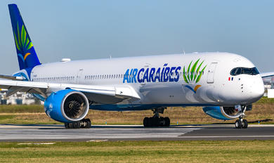 F-HSIS - Air Caraibes Airbus A350-1000