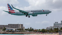 N987NN - American Airlines Boeing 737-800 aircraft