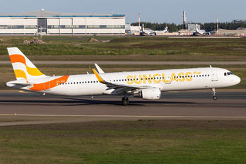 OY-TCH - Sunclass Airlines Airbus A321