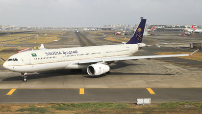 HZ-AQ11 - Saudi Arabian Airlines Airbus A330-300