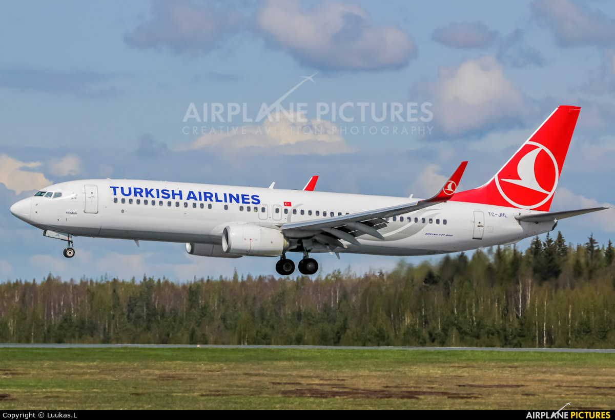 Turkish Airlines TC-JHL aircraft at Helsinki - Vantaa