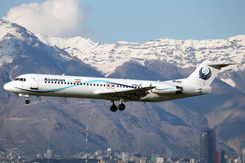 EP-AST - Iran Aseman Fokker 100