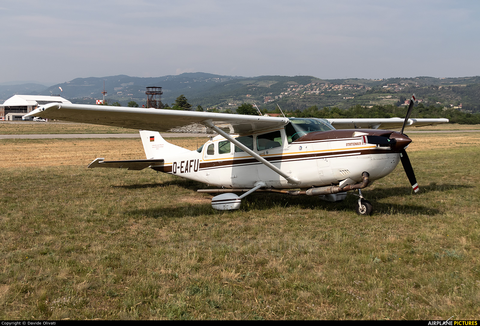 Private D-EAFU aircraft at Verona - Boscomantico