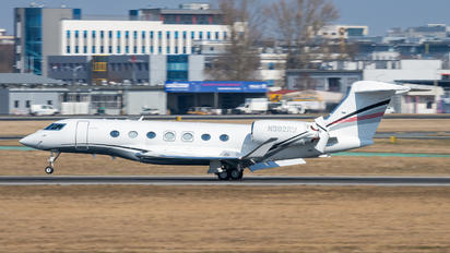 N982RW - Private Gulfstream Aerospace GVII-G600