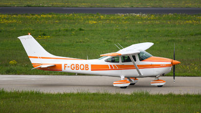 F-GBQB - Private Cessna 182 Skylane (all models except RG)