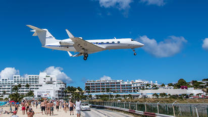 HI1055 - Private Gulfstream Aerospace G-IV,  G-IV-SP, G-IV-X, G300, G350, G400, G450