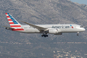N819AN - American Airlines Boeing 787-8 Dreamliner