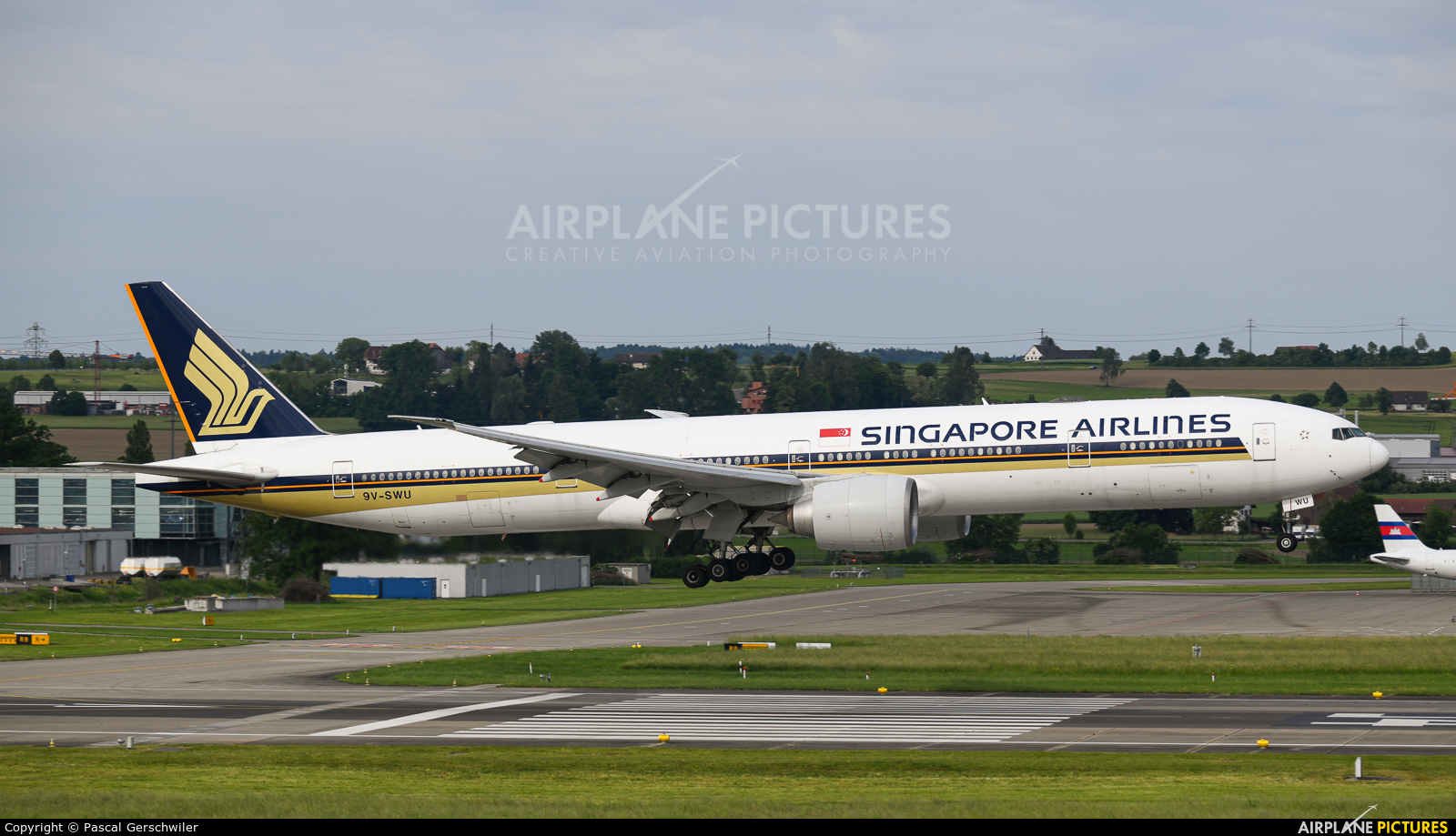 Singapore Airlines 9V-SWU aircraft at Zurich