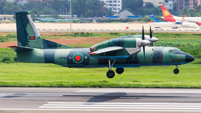 S2-ACA - Bangladesh - Air Force Antonov An-32 (all models)
