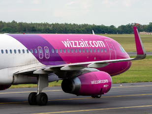 HA-LYP - Wizz Air Airbus A320
