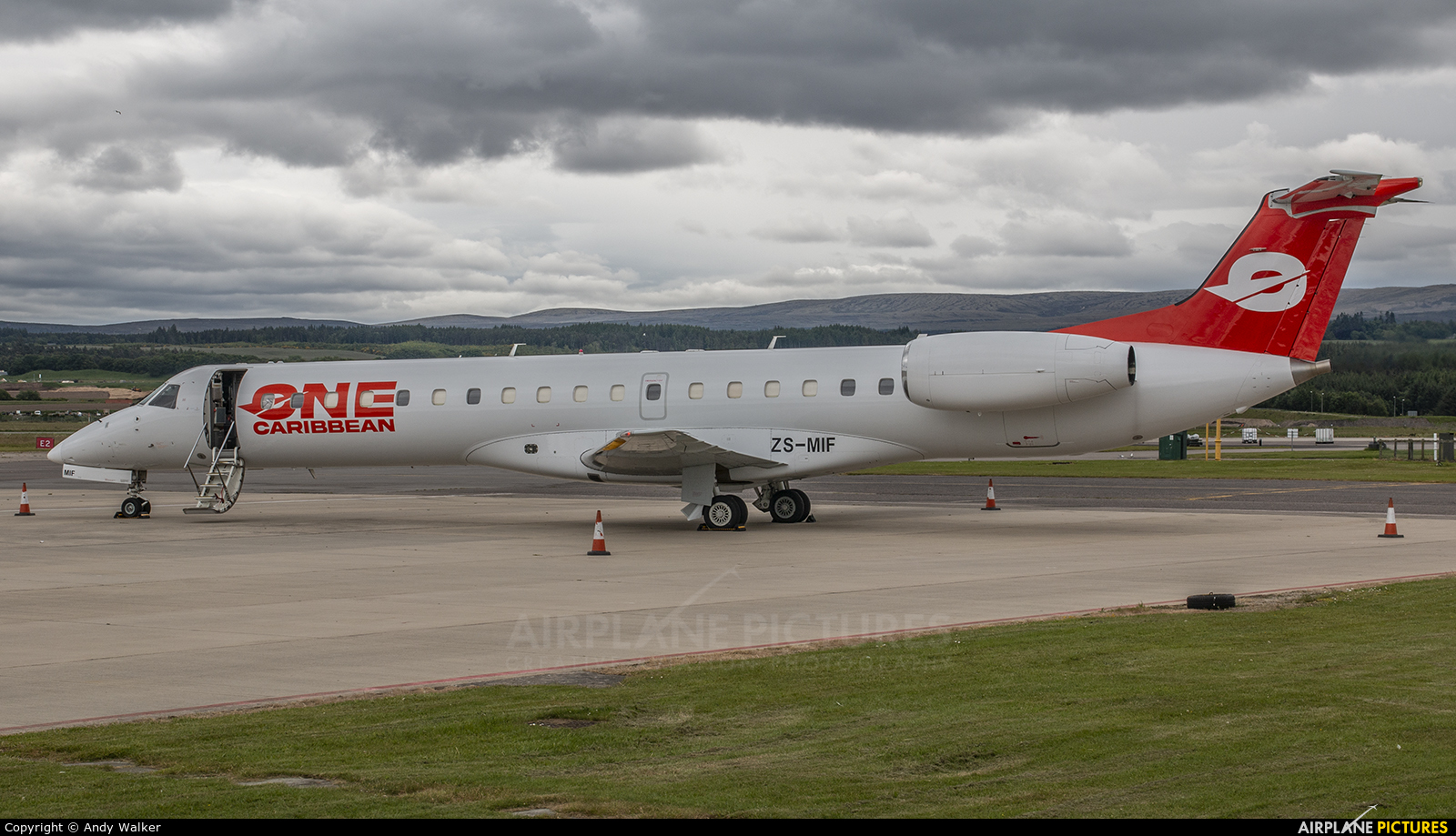 One Caribbean ZS-MIF aircraft at Inverness