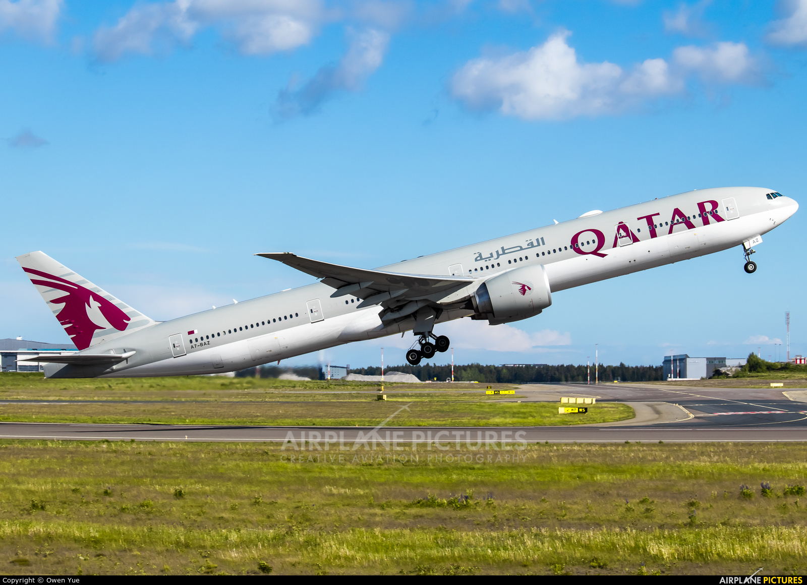 Qatar Airways A7-BAZ aircraft at Helsinki - Vantaa
