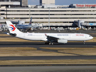 B-6095 - China Eastern Airlines Airbus A330-300