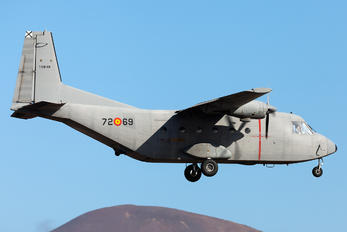 T.19B-69 - Spain - Air Force Casa C-212 Aviocar