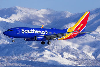 N480WN - Southwest Airlines Boeing 737-700