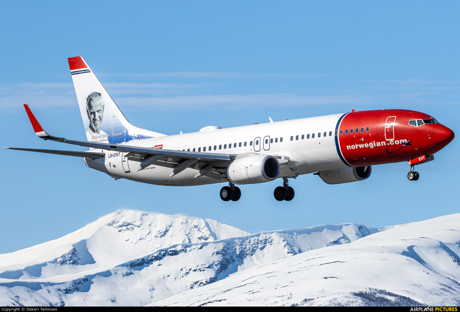 Norwegian Air Shuttle LN-ENT aircraft at Tromsø
