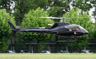 F-HELL - Private Aerospatiale AS350 Ecureuil/AStar