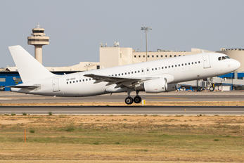 5B-DDQ - Cyprus Airways Airbus A320