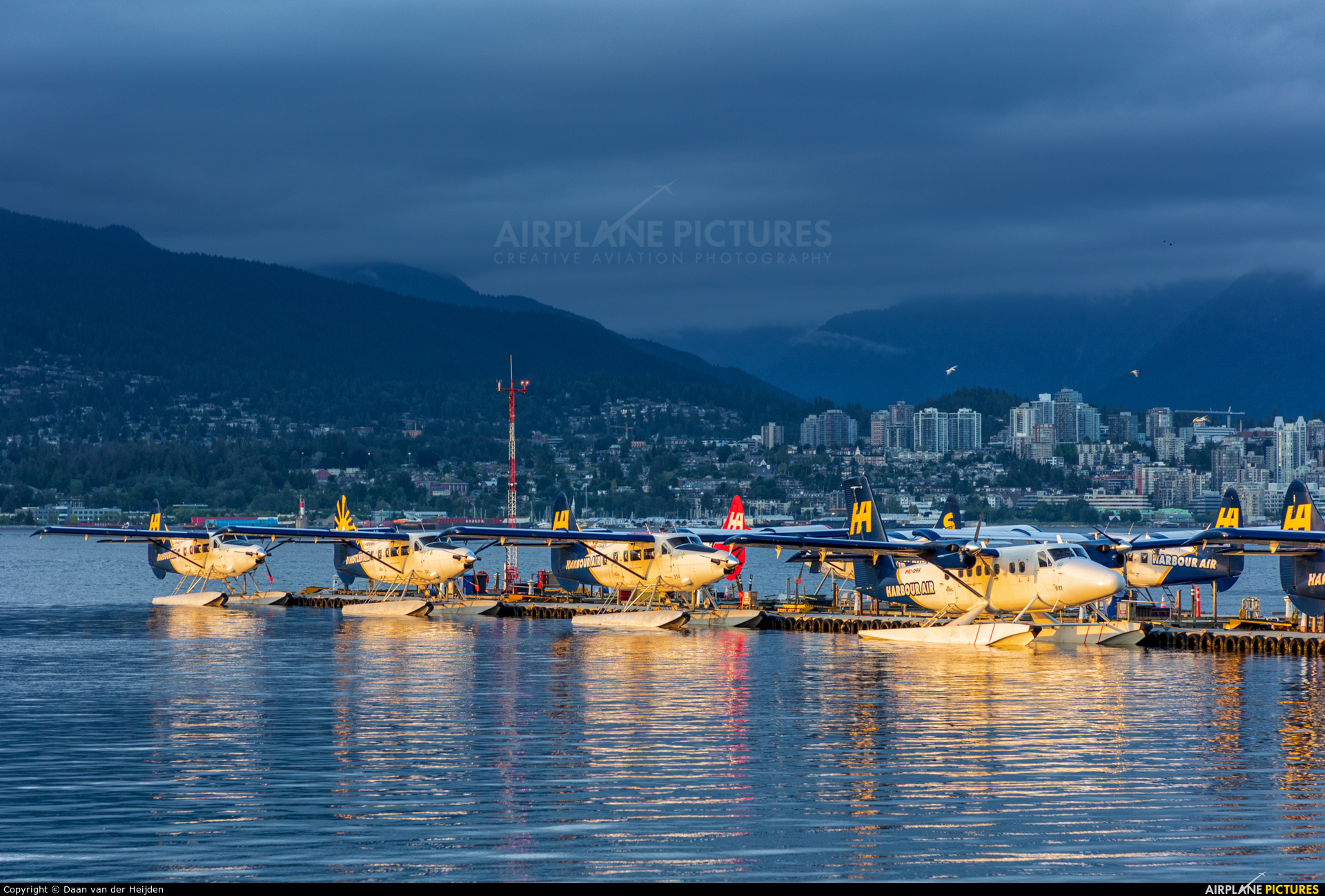 Harbour Air C-GHHA aircraft at Vancouver Coal Harbour, BC