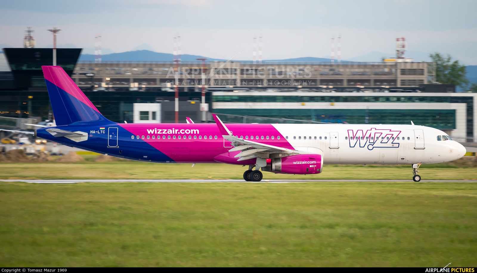 Wizz Air HA-LTC aircraft at Kraków - John Paul II Intl