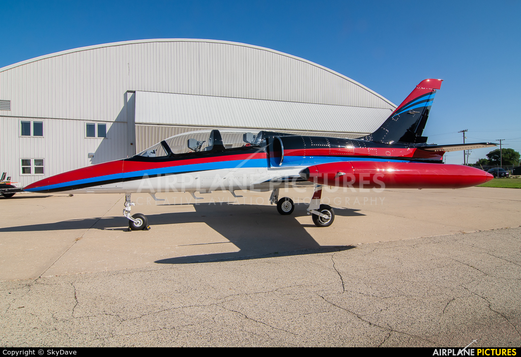 Private NX139MD aircraft at Chicago - Rockford Intl