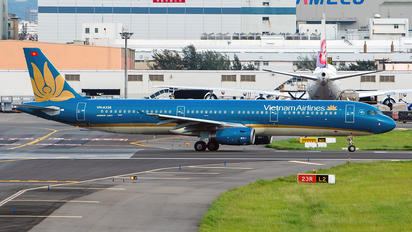 VN-A366 - Vietnam Airlines Airbus A321