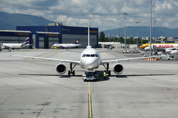 D-AILL - Lufthansa Airbus A319