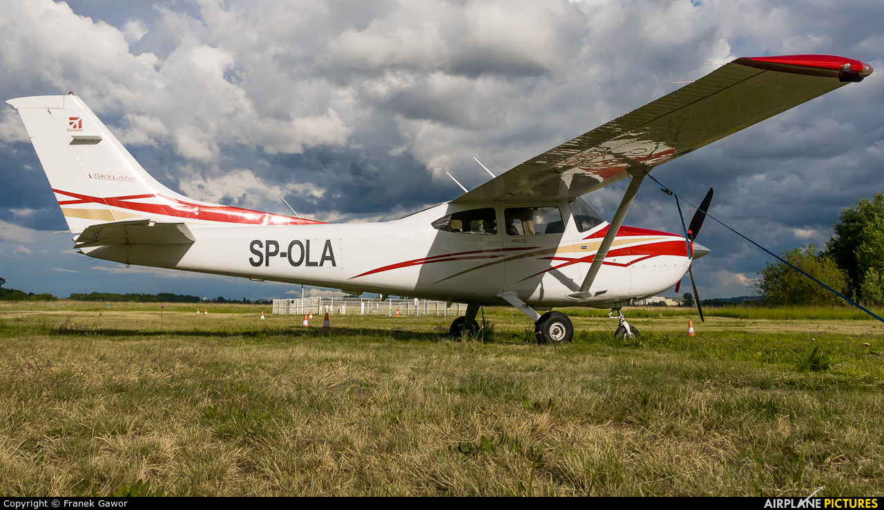 Private SP-OLA aircraft at Szczecin - Dąbie
