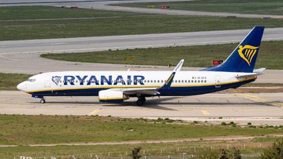 EI-EFO - Ryanair Boeing 737-800