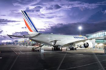 F-HTYA - Air France Airbus A350-900
