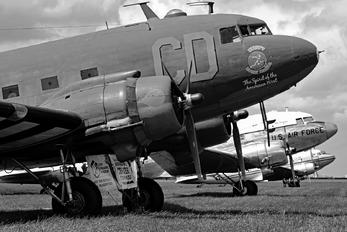 N47SJ - Private Douglas C-47A Skytrain