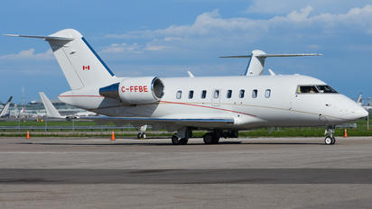 C-FFBE - Private Bombardier BD-100 Challenger 350 series