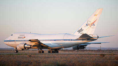 N747NA - NASA Boeing 747SP