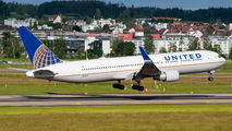 N672UA - United Airlines Boeing 767-300ER aircraft
