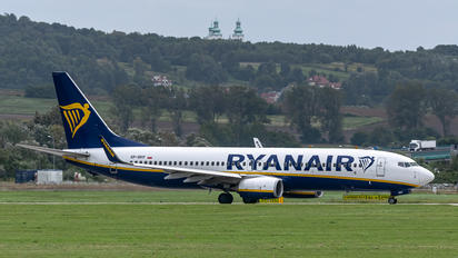 SP-RKP - Ryanair Sun Boeing 737-8AS