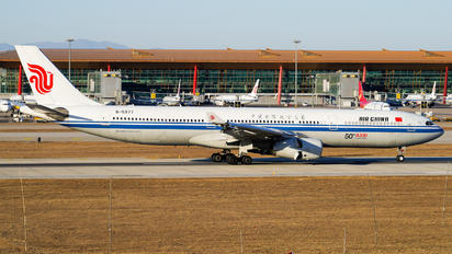 B-5977 - Air China Airbus A330-300