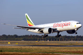 ET-AQL - Ethiopian Airlines Boeing 777-200LR