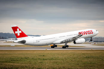 HBJHL - Swiss Airbus A330-300