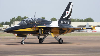 10-0057 - Korea (South) - Air Force: Black Eagles Korean Aerospace T-50 Golden Eagle