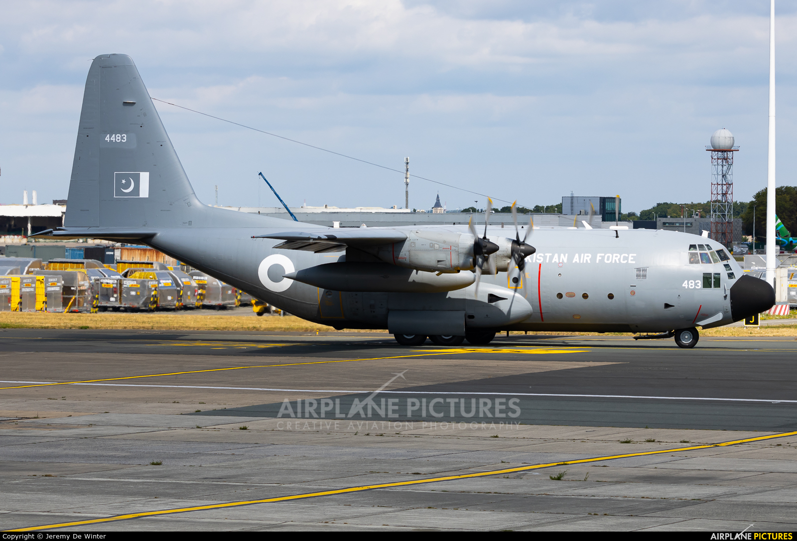 Pakistan - Air Force 4483 aircraft at Brussels - Zaventem
