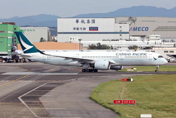 B-LRS - Cathay Pacific Airbus A350-900
