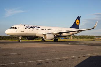 D-AIWA - Lufthansa Airbus A320