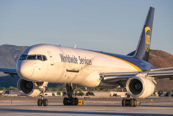 N447UP - UPS - United Parcel Service Boeing 757-200F