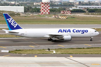 JA8664 - ANA Cargo Boeing 767-300F