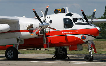 F-ZBET - France - Sécurité Civile Grumman S-2F3AT Turbo Tracker (G-121) 