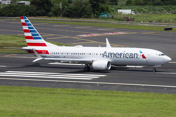 N324RN - American Airlines Boeing 737-8 MAX
