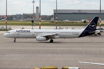 D-AIDN - Lufthansa Airbus A321