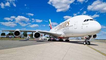 A6-EVS - Emirates Airlines Airbus A380