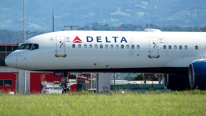 N536US - Delta Air Lines Boeing 757-200
