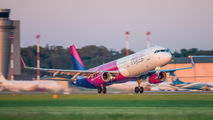 HA-LXI - Wizz Air Airbus A321 aircraft